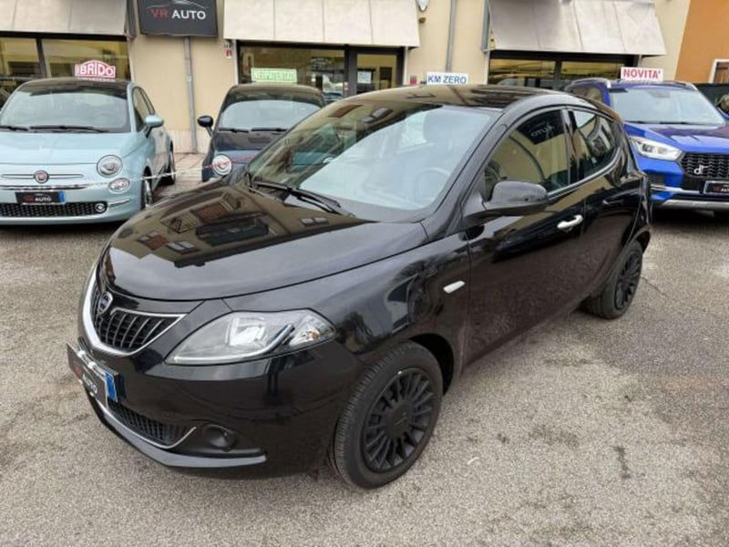 Lancia Ypsilon 1.0 FireFly 5 porte S&S Hybrid Silver Plus