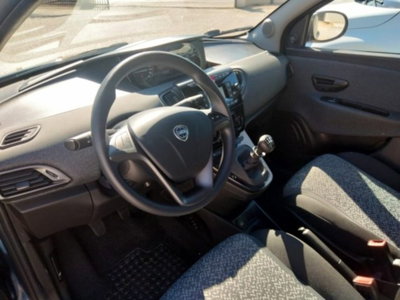 Lancia Ypsilon 1.0 FireFly 5 porte S&S Hybrid Ecochic Silver (6)
