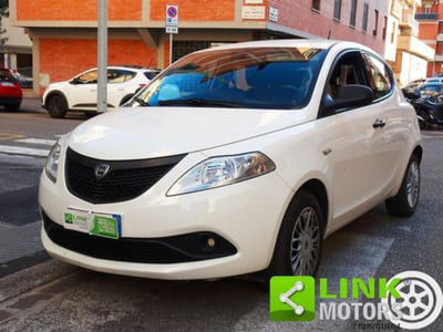 Lancia Ypsilon 1.2 69 CV 5 porte Elefantino Blu usata