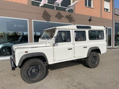 Land Rover Defender 110 2.5 Td5 cat Station Wagon SE usata