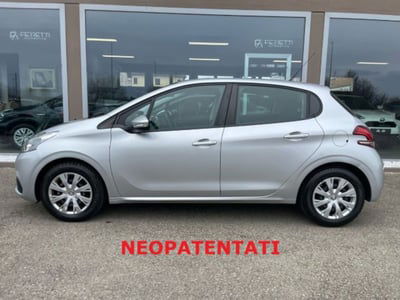 Peugeot 208 82 5 porte Allure usata