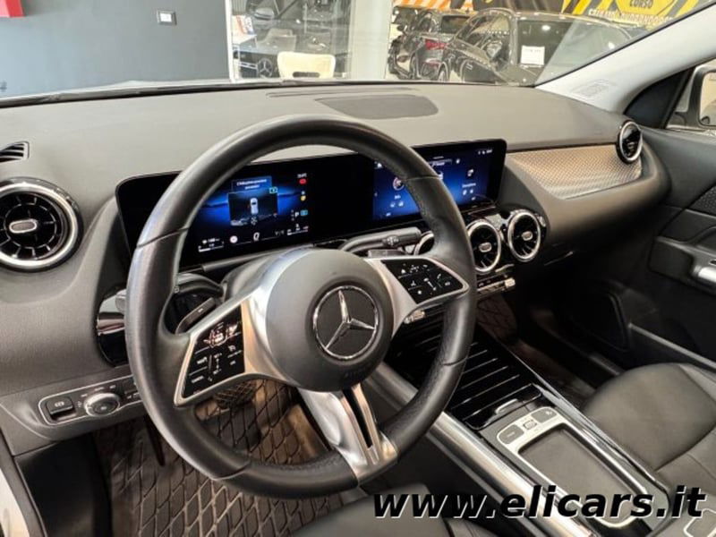 Mercedes-Benz GLA SUV 200 d Progressive Advanced auto