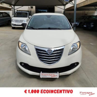 Lancia Ypsilon 1.3 MJT 16V 95 CV 5 porte S&S Black&Red usata