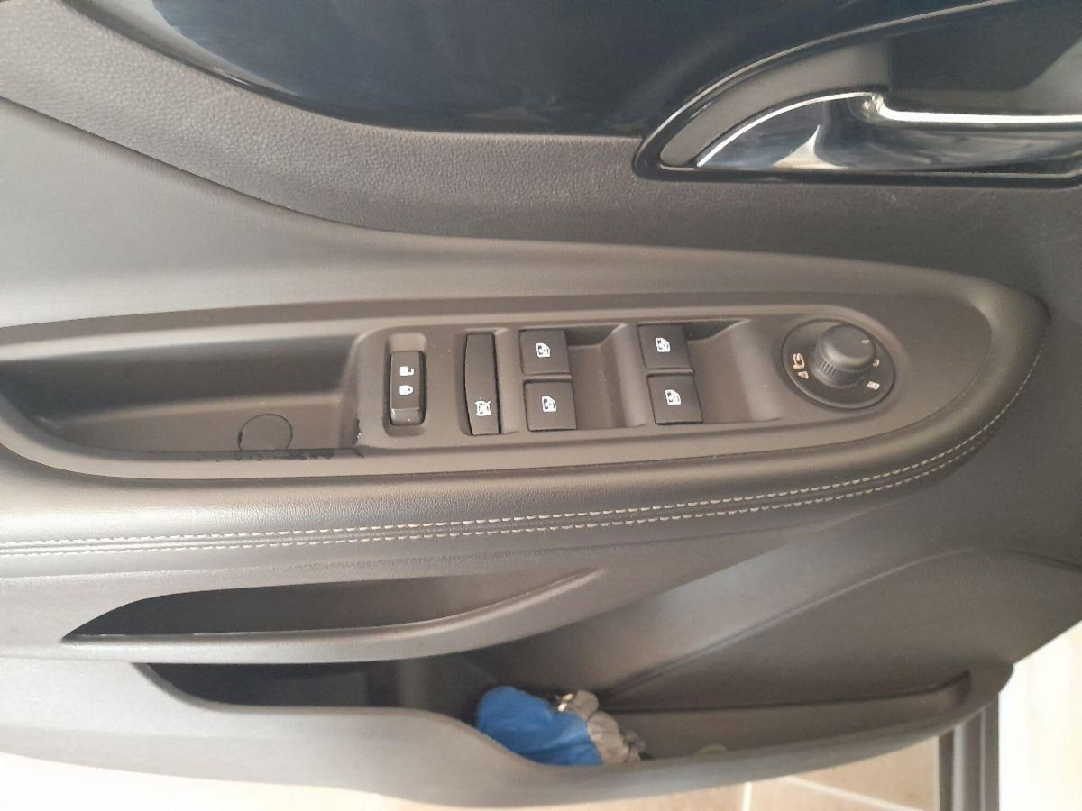Opel Mokka 1.4 Turbo GPL Tech 140CV 4x2 Ego (16)