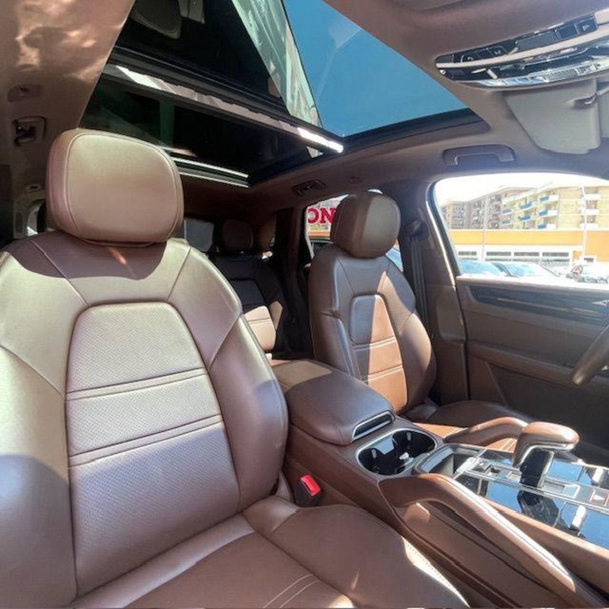 Porsche Cayenne 3.0 V6 E-Hybrid (10)