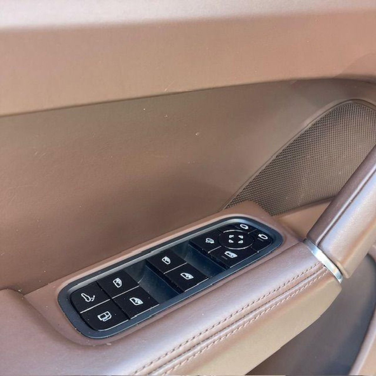 Porsche Cayenne 3.0 V6 E-Hybrid (13)