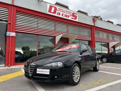 Alfa Romeo 147 1.9 JTD (120) 5 porte Distinctive usata