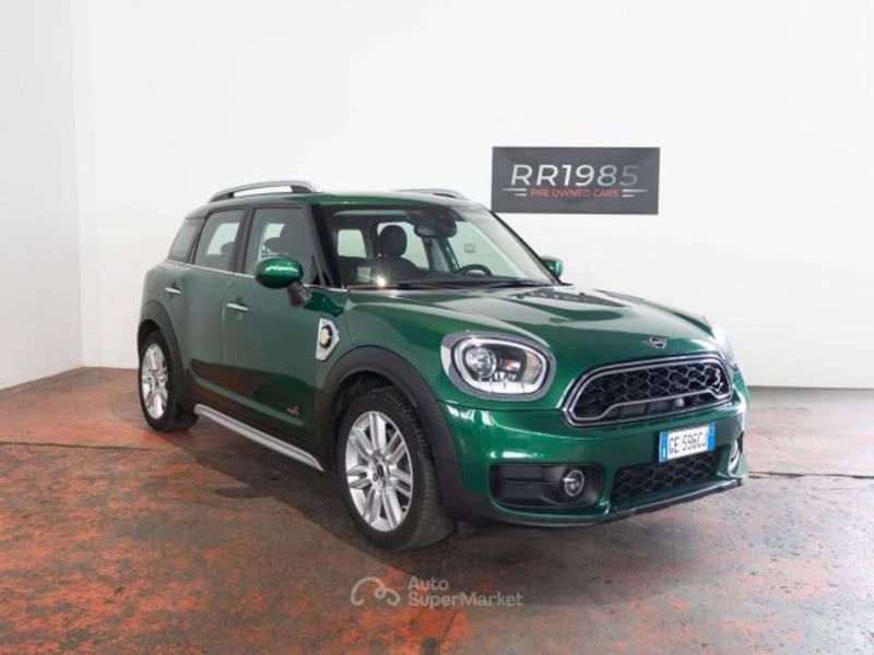 MINI Mini Countryman SE Essential all4