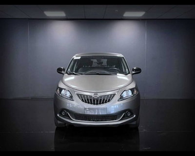 Lancia Ypsilon 1.0 FireFly 5 porte S&S Hybrid Ecochic Silver (3)