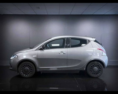 Lancia Ypsilon 1.0 FireFly 5 porte S&S Hybrid Ecochic Silver (8)