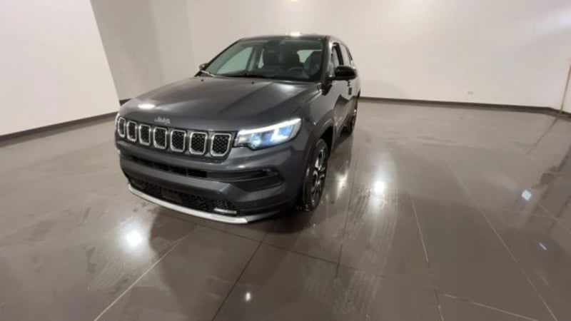 Jeep Compass 1.5 turbo t4 mhev Altitude 2wd 130cv dct