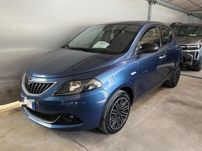 Lancia Ypsilon 1.0 FireFly 5 porte S&S Hybrid Gold Plus usata