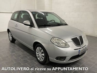 Lancia Ypsilon 1.2 New Oro usata