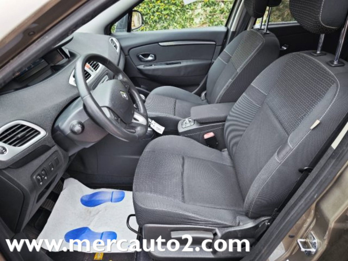 Renault Scenic E-Tech Electric 1.4 TCe Dynamique (13)