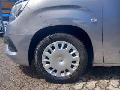 Opel Combo Furgone Cargo XL 1.5 Diesel 100 PL 950kg Essentia (10)