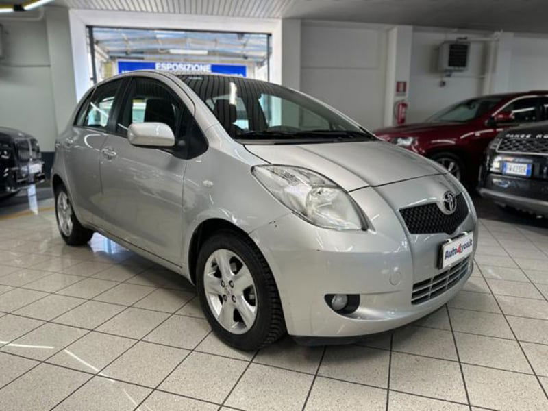 Toyota Yaris 1.3 5 porte Sol