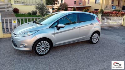 Ford Fiesta Ikon 1.4 5 porte Bz.- GPL usata