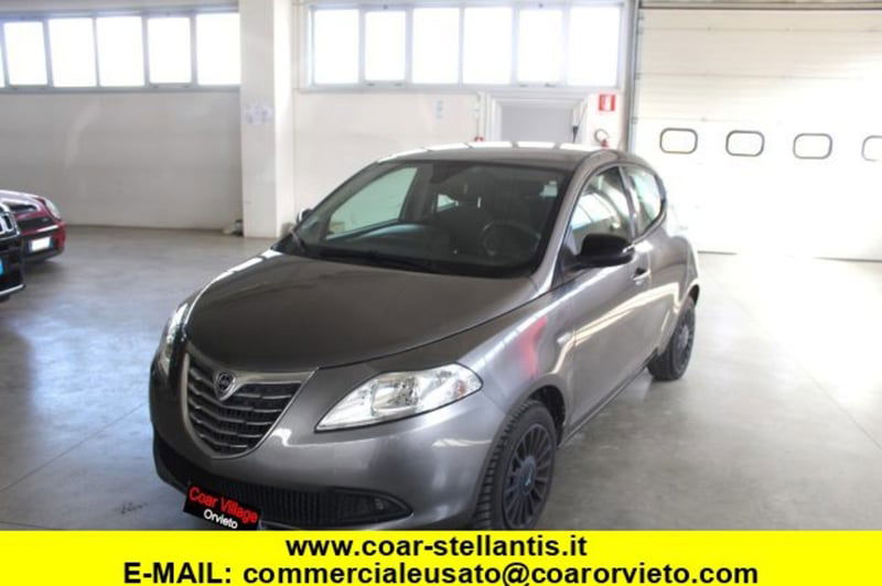 Lancia Ypsilon 1.2 69 CV 5 porte Elefantino
