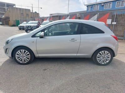 Opel Corsa 1.2 3 porte Club