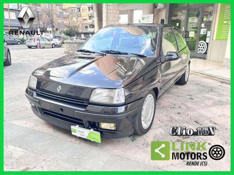 Renault Clio 16V