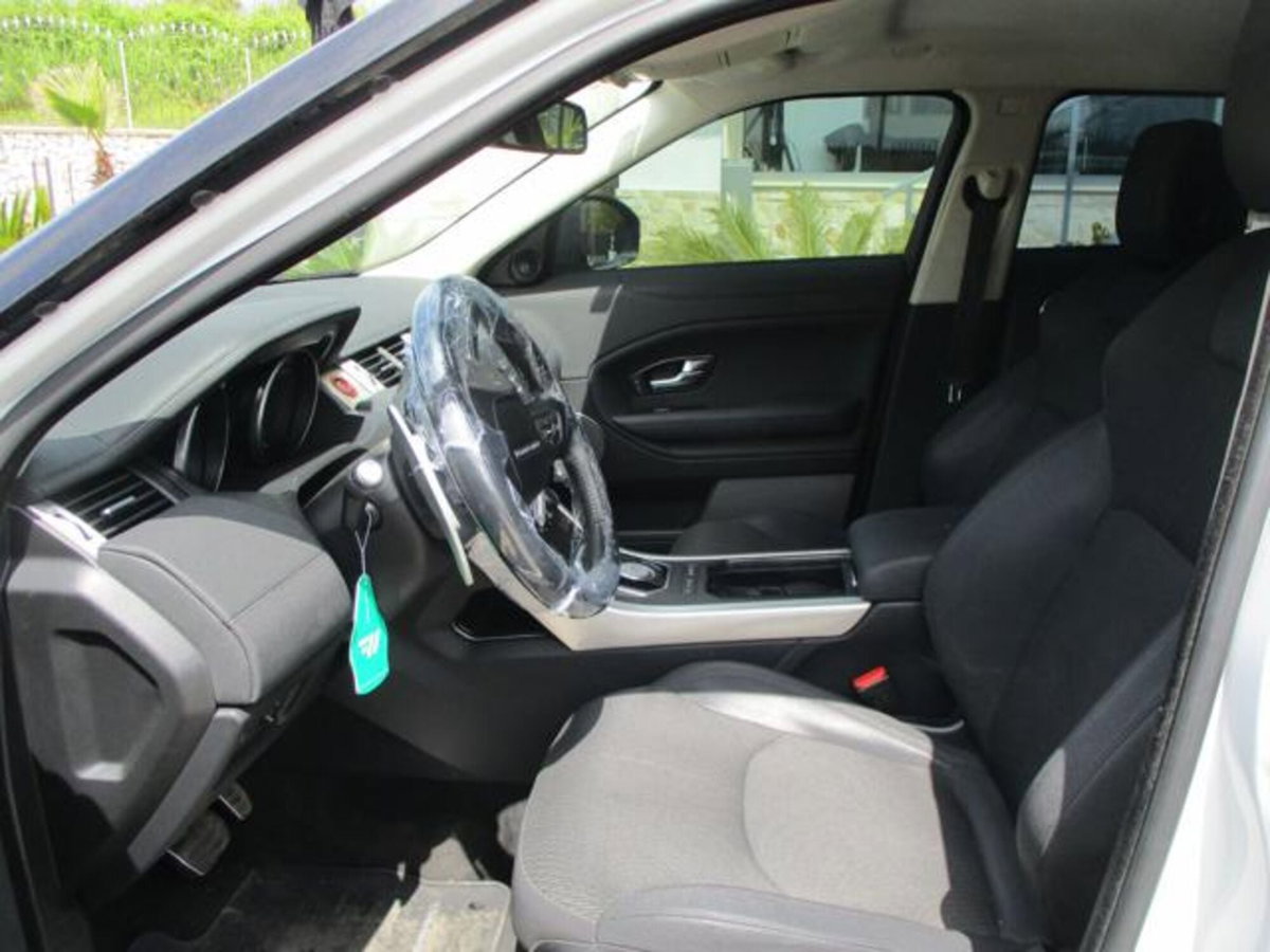 Land Rover Range Rover Evoque 2.0 TD4 150 CV 5p. Pure (7)