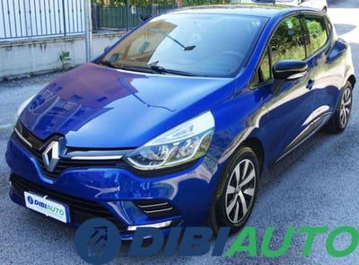 Renault Clio Sporter TCe 12V 75 CV Moschino Intens usata