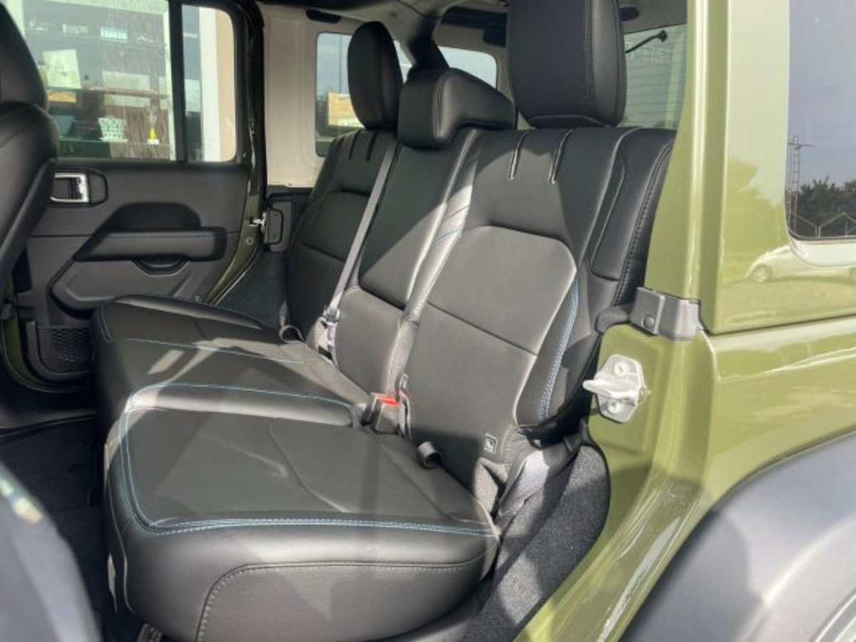Jeep Wrangler Unlimited 2.0 PHEV ATX 4xe Rubicon (8)