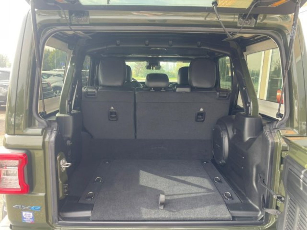 Jeep Wrangler Unlimited 2.0 PHEV ATX 4xe Rubicon (9)