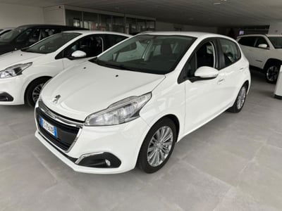 Peugeot 208 82 5 porte Active usata
