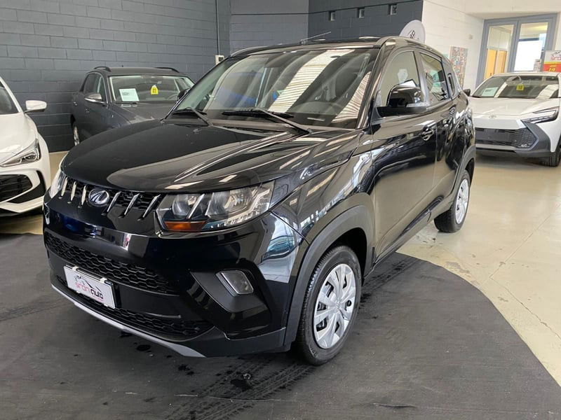 Mahindra KUV100 1.2 K8