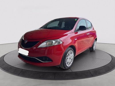 Lancia Ypsilon 1.2 69 CV 5 porte Silver usata