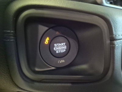 Jeep Wrangler Unlimited 2.0 Turbo Sahara (19)