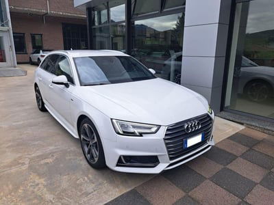 Audi A4 Avant 2.0 TDI 150 CV S line edition usata