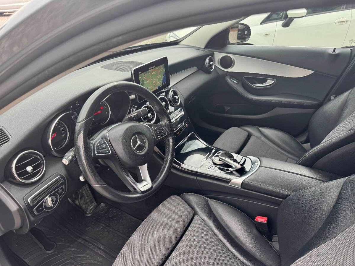 Mercedes-Benz Classe C Station Wagon 220 d 4Matic Auto Premium (9)