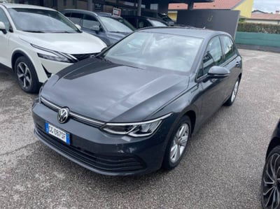 Volkswagen Golf Variant 1.0 eTSI EVO DSG Life usata