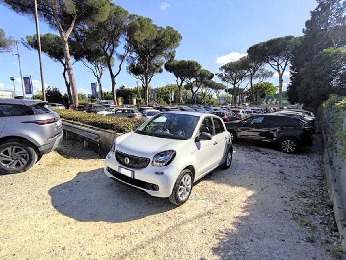 smart forfour forfour 70 1.0 Youngster
