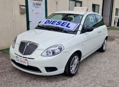 Lancia Ypsilon 1.3 MJT 75 CV Unyca usata