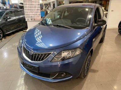 Lancia Ypsilon 1.0 FireFly 5 porte S&S Hybrid Ecochic Silver nuova