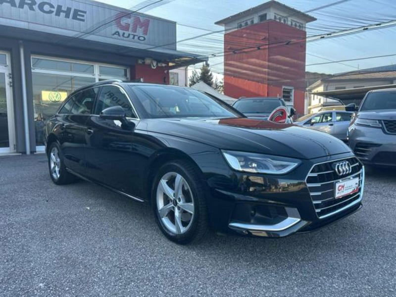 Audi A4 Avant 30 TDI/136 CV S tronic Business Advanced