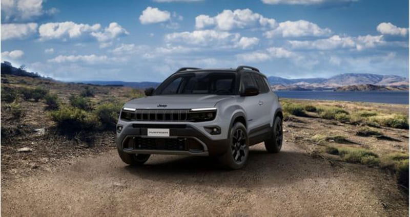 Jeep Avenger 1.2 turbo e-hybrid mhev Overland 4xe 145cv edct6