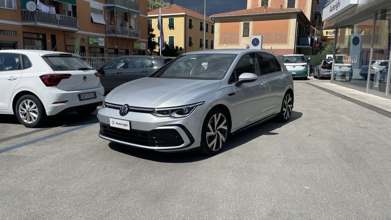 Volkswagen Golf 1.5 eTSI 150 CV EVO ACT DSG R-Line