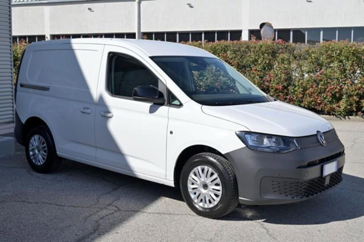 Volkswagen Veicoli Commerciali Caddy Furgone cargo maxi 2.0 tdi scr 102cv Business (4)
