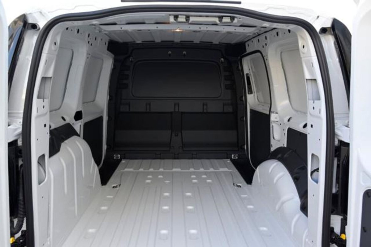 Volkswagen Veicoli Commerciali Caddy Furgone cargo maxi 2.0 tdi scr 102cv Business (7)