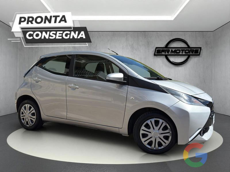 Toyota Aygo 1.0 VVT-i 69 CV 5 porte x-play