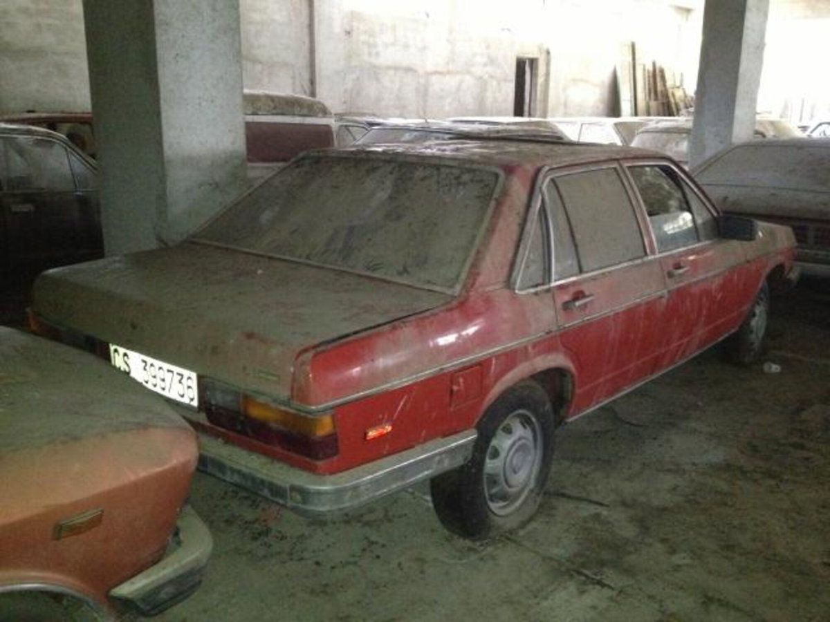 Audi 100 2.1i 4 porte CD 5E (3)