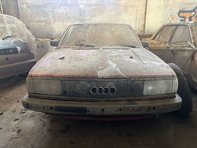 Audi 100 2.1i 4 porte CD 5E (9)