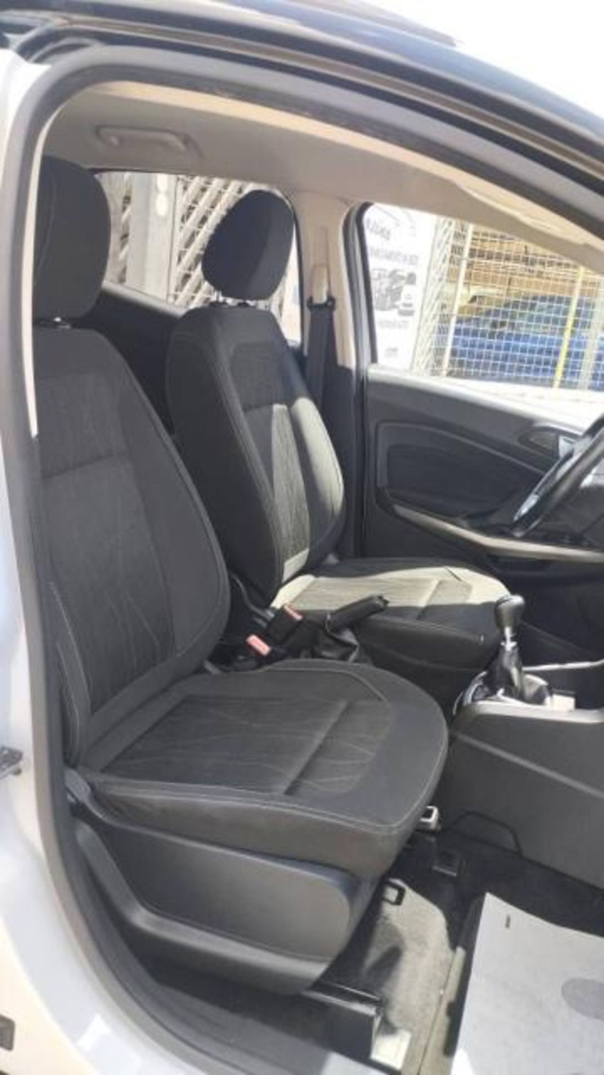 Ford EcoSport 1.5 TDCi 100 CV Start&Stop ST-Line Plus (10)