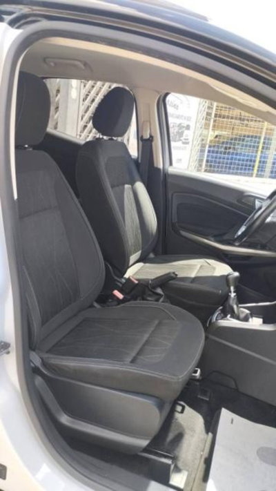 Ford EcoSport 1.5 TDCi 100 CV Start&Stop ST-Line Plus (10)
