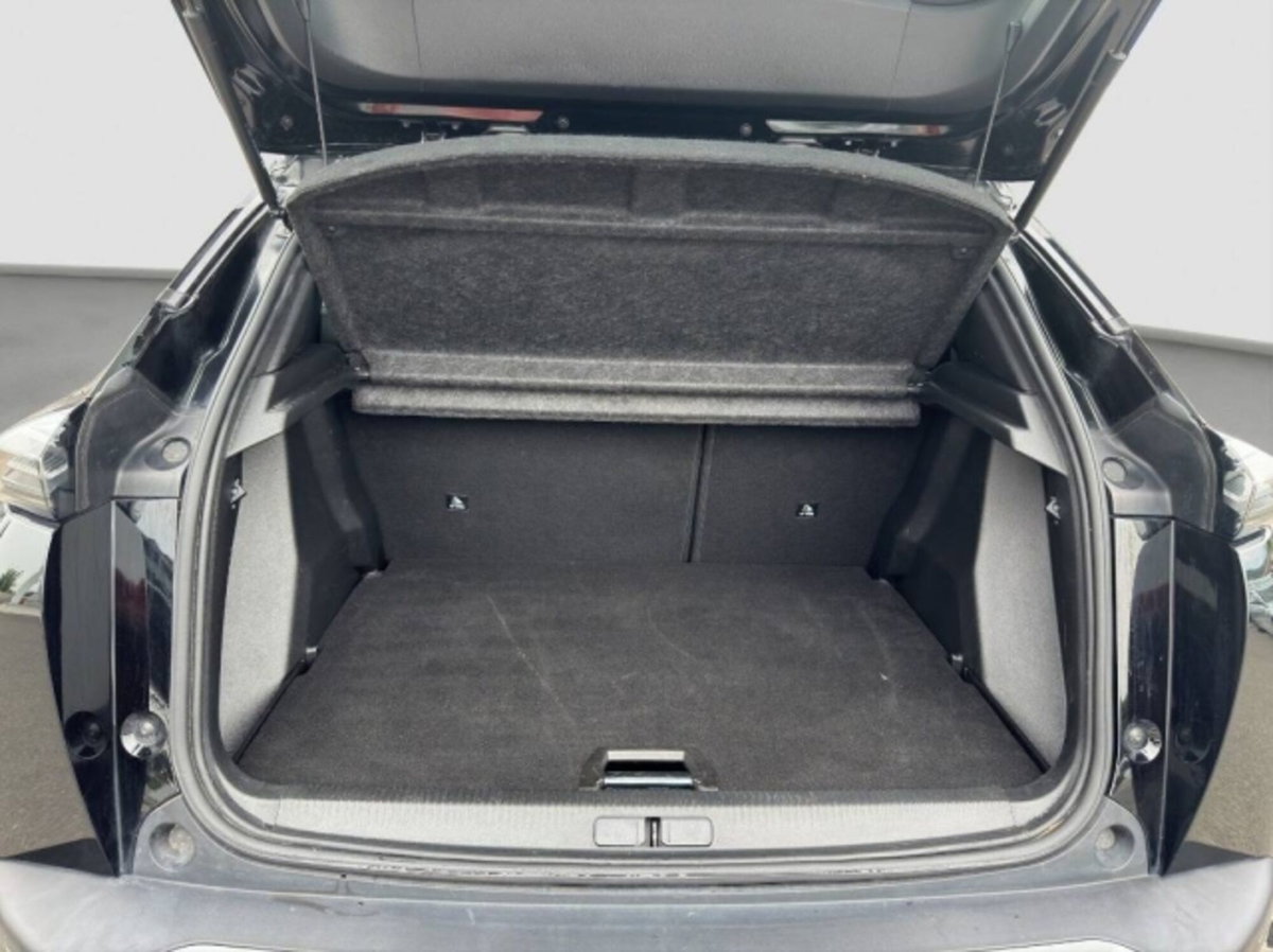 Peugeot 2008 1.2 puretech Allure s&s 100cv (18)
