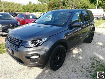 Land Rover Discovery Sport 2.2 TD4 SE usata
